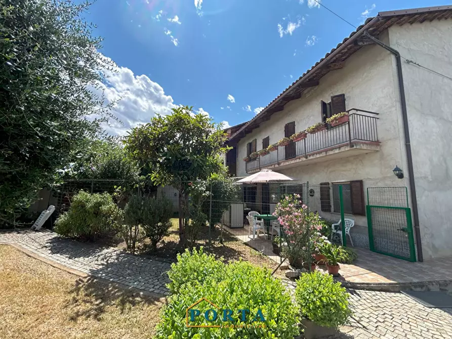 Immagine 1 di Casa indipendente in vendita  in Via Costamagna 2a a Barolo