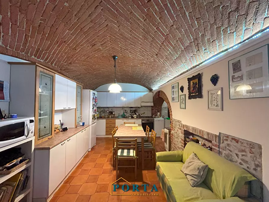 Immagine 5 di Casa indipendente in vendita  in Via Costamagna 2a a Barolo