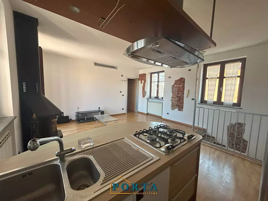 Immagine 8 di Appartamento in vendita  in Via Carrù 19 a Barolo