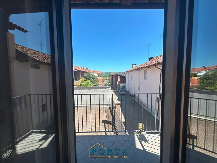 Immagine 16 di Appartamento in vendita  in Via Carrù 19 a Barolo