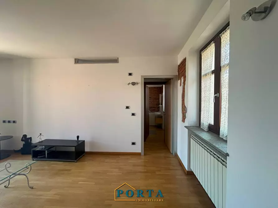 Immagine 11 di Appartamento in vendita  in Via Carrù 19 a Barolo