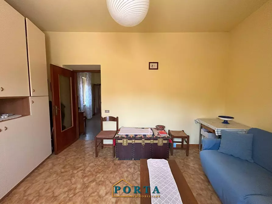 Immagine 8 di Casa indipendente in vendita  in Via Roma 73 a Barolo