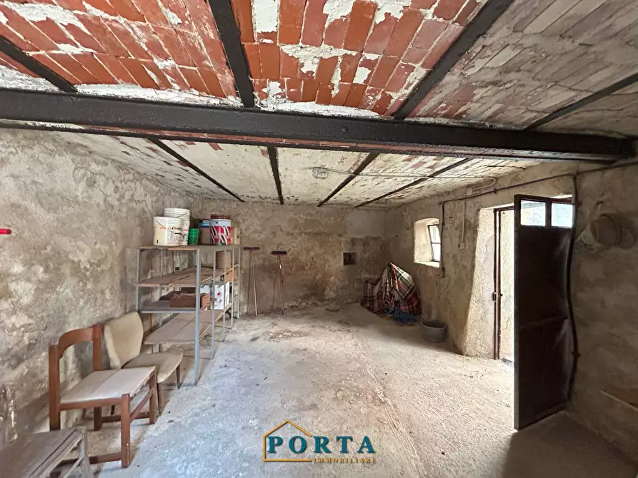 Immagine 31 di Casa indipendente in vendita  in Via Roma 73 a Barolo