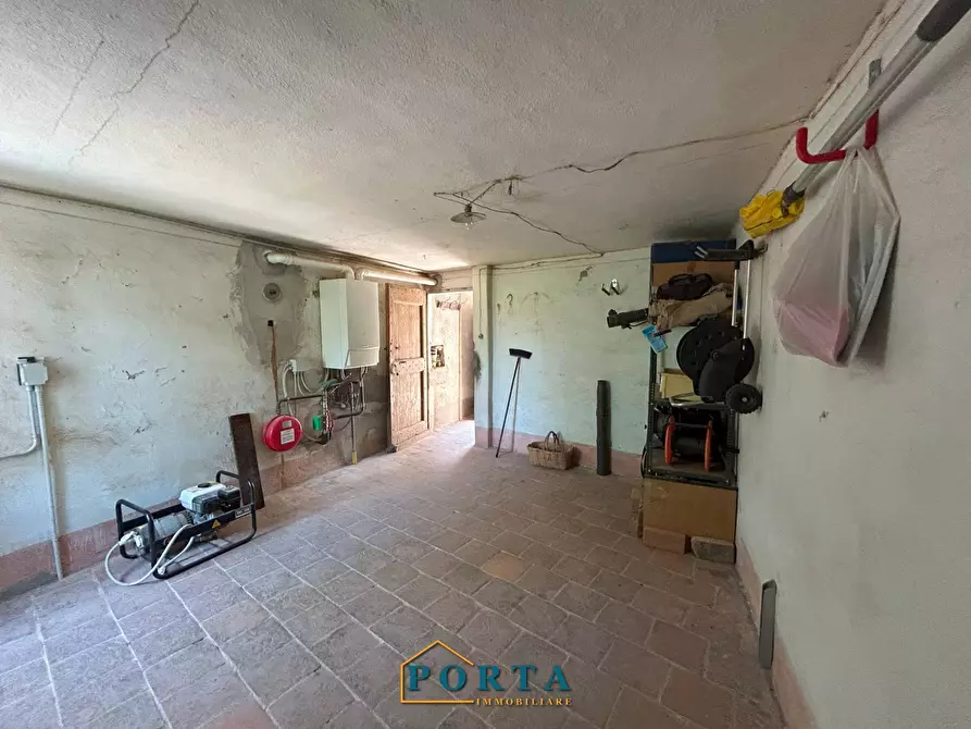 Immagine 33 di Casa indipendente in vendita  in Via Roma 73 a Barolo