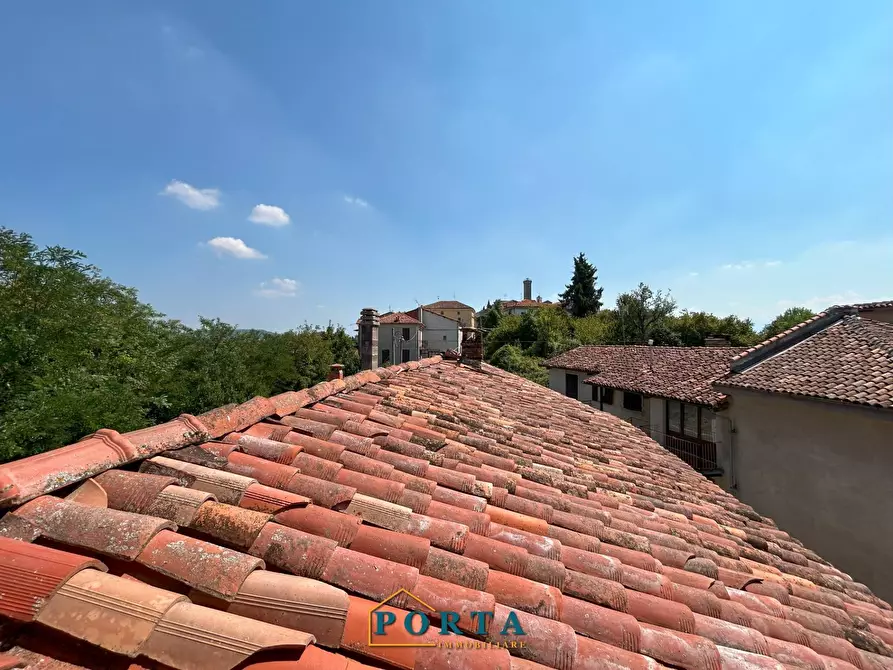 Immagine 39 di Casa indipendente in vendita  in Via Roma 73 a Barolo