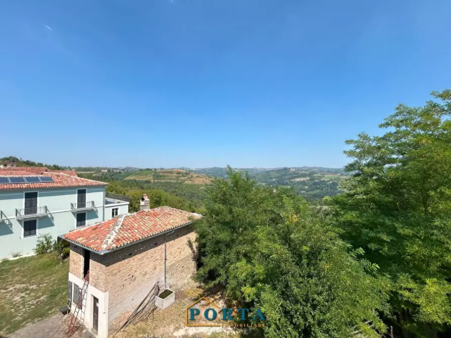 Immagine 41 di Casa indipendente in vendita  in Via Roma 73 a Barolo