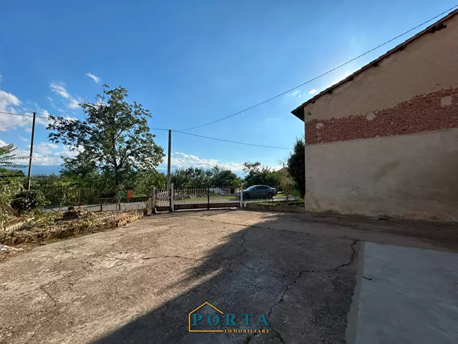 Immagine 2 di Casa indipendente in vendita  in Via Verdino 105 a Barolo