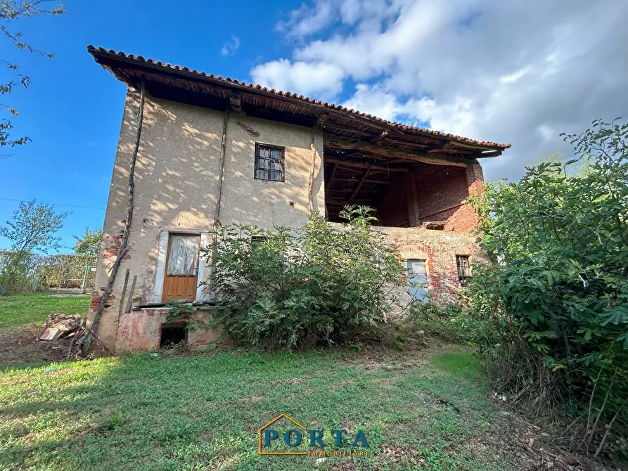 Immagine 19 di Rustico / casale in vendita  in Strada Orià 62 a Carrù