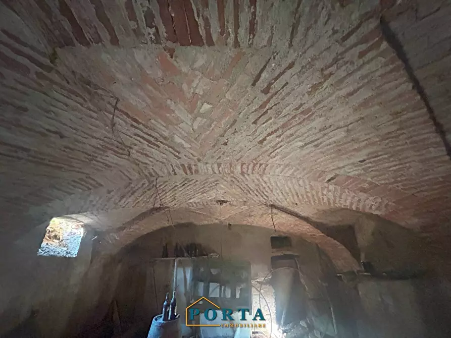 Immagine 14 di Rustico / casale in vendita  in Strada Orià 62 a Carrù