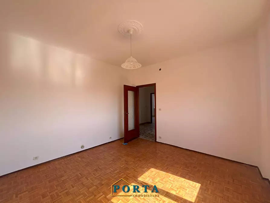 Immagine 13 di Appartamento in vendita  in Viale Vittorio Veneto 35F a Carrù