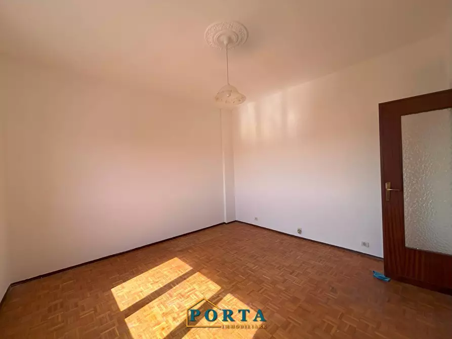 Immagine 6 di Appartamento in vendita  in Viale Vittorio Veneto 35F a Carrù