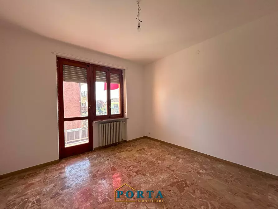 Immagine 7 di Appartamento in vendita  in Viale Vittorio Veneto 35F a Carrù