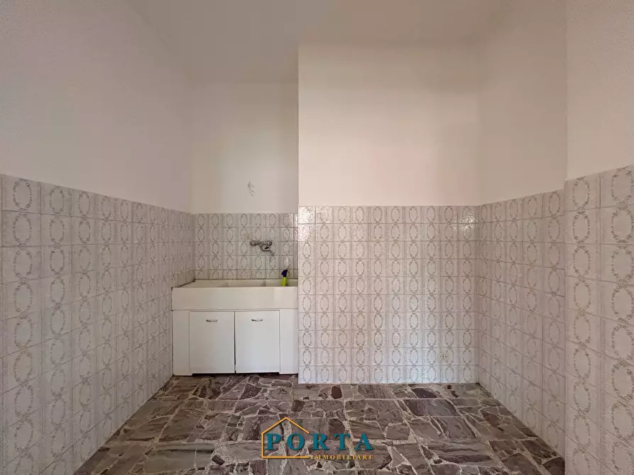 Immagine 20 di Appartamento in vendita  in Viale Vittorio Veneto 35F a Carrù