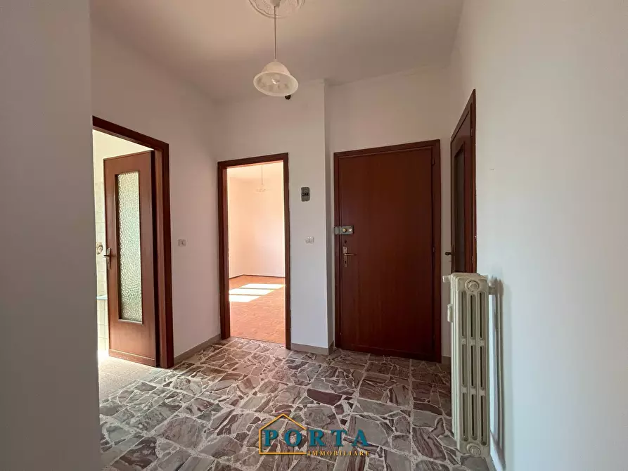 Immagine 21 di Appartamento in vendita  in Viale Vittorio Veneto 35F a Carrù