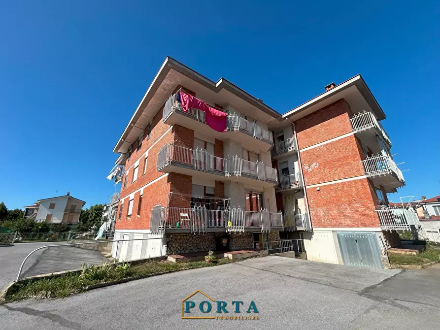 Immagine 28 di Appartamento in vendita  in Viale Vittorio Veneto 35F a Carrù