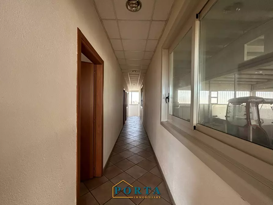 Immagine 10 di Capannone industriale in vendita  in Strada delle Alpi 9 a Carrù