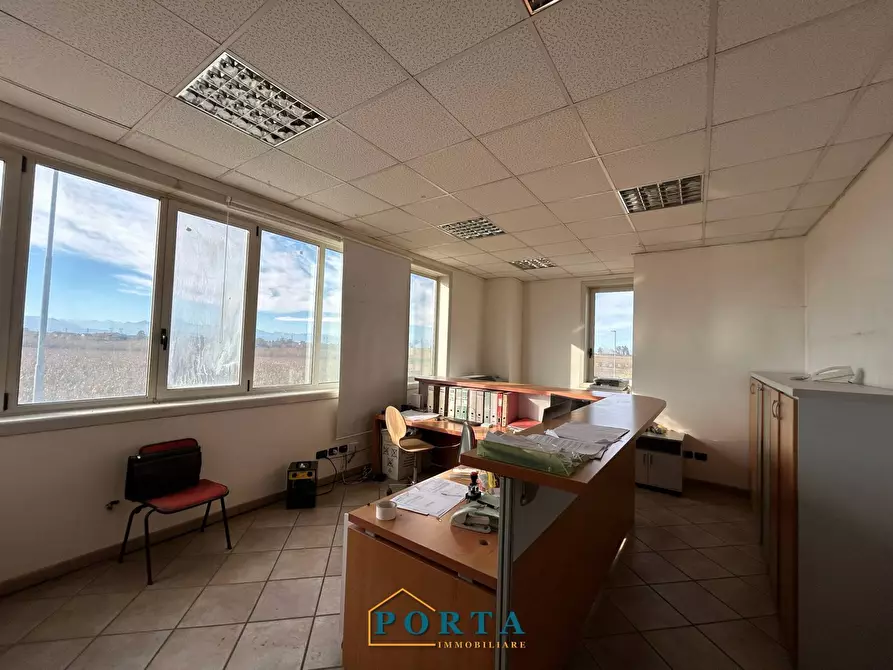 Immagine 14 di Capannone industriale in vendita  in Strada delle Alpi 9 a Carrù