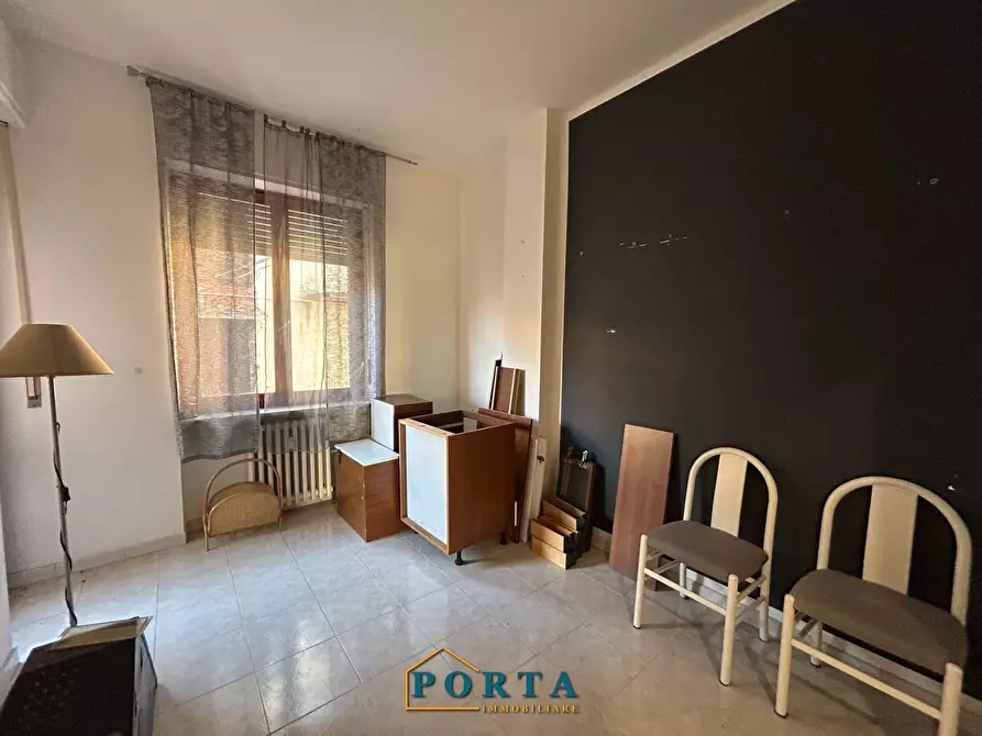 Immagine 23 di Appartamento in vendita  in Via Cavour 6 a Barolo