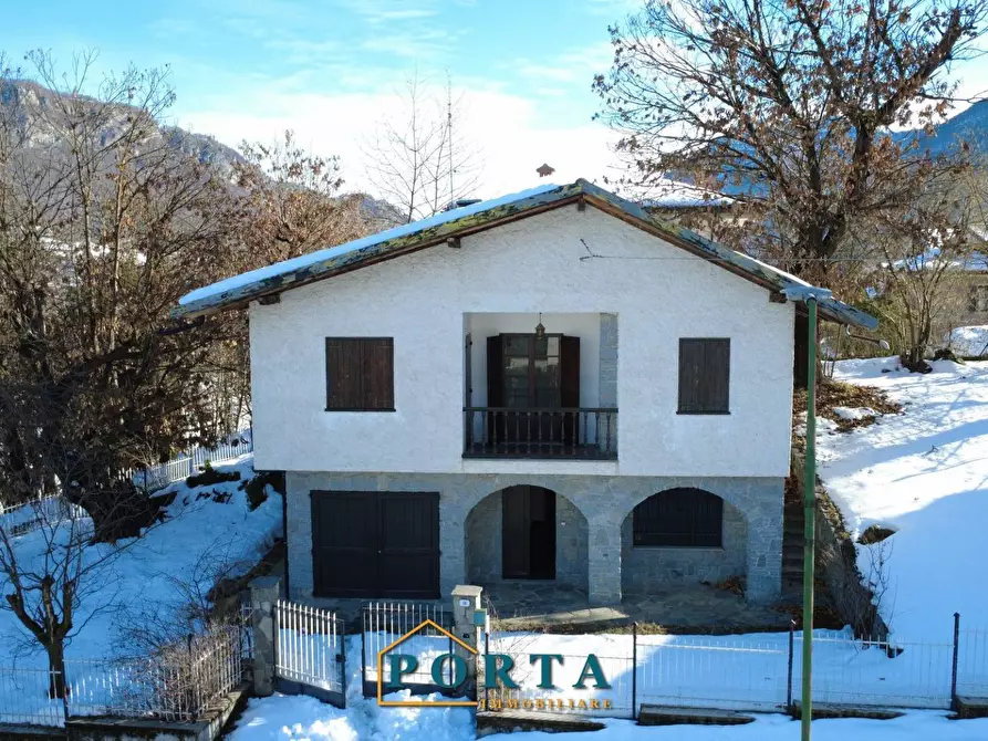 Immagine 3 di Villa in vendita  in Via Cialancia Festiona 16 a Demonte