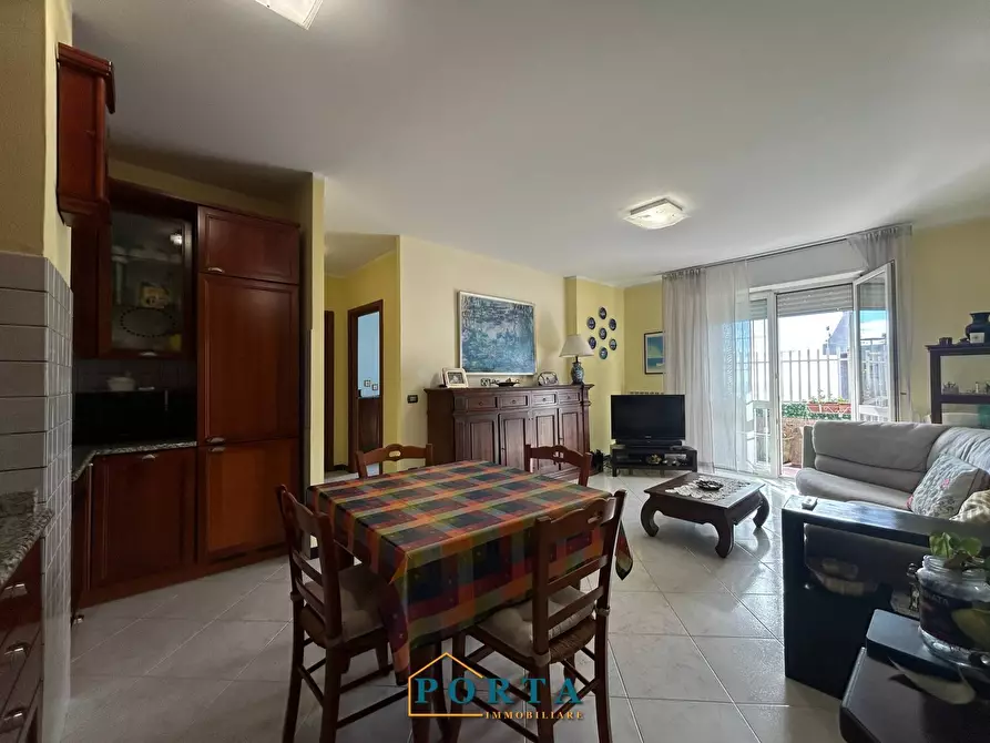 Immagine 6 di Appartamento in vendita  in Via Degli Iris 25 a Genova