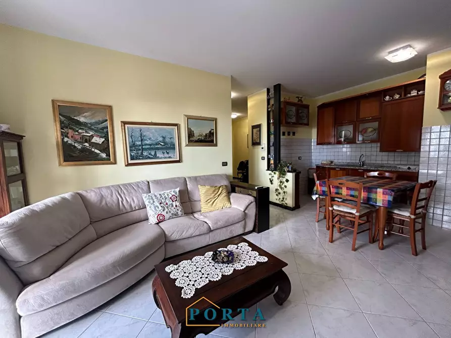 Immagine 12 di Appartamento in vendita  in Via Degli Iris 25 a Genova