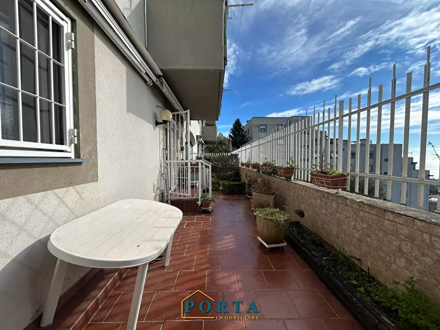 Immagine 19 di Appartamento in vendita  in Via Degli Iris 25 a Genova