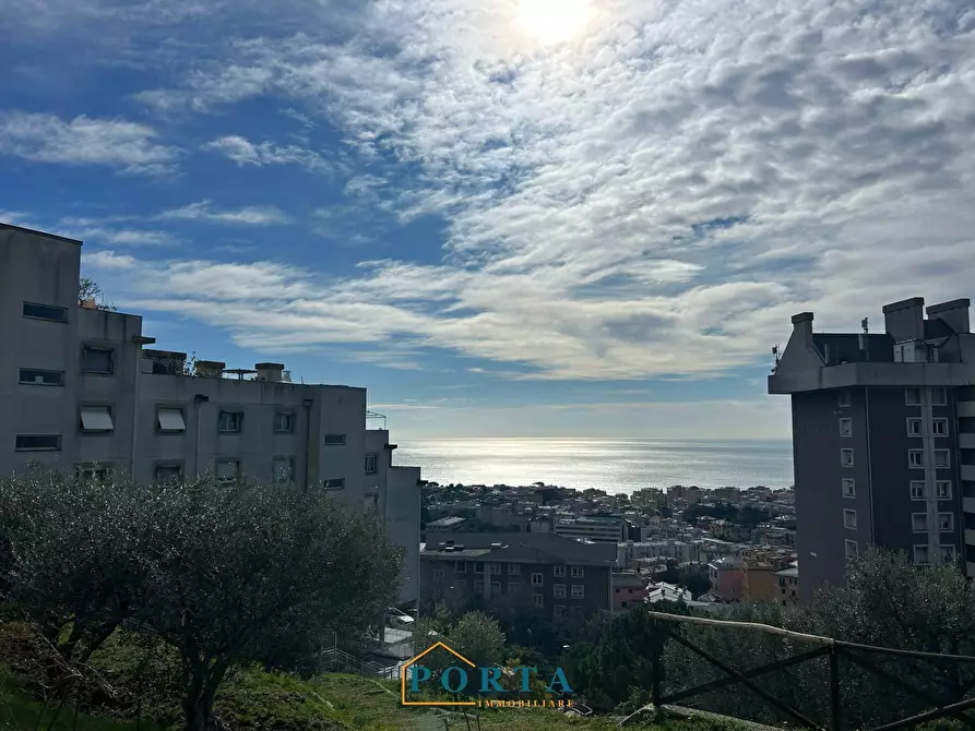 Immagine 18 di Appartamento in vendita  in Via Degli Iris 25 a Genova