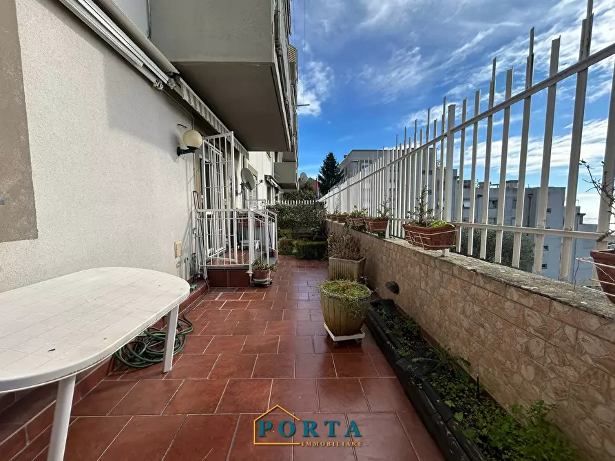 Immagine 22 di Appartamento in vendita  in Via Degli Iris 25 a Genova