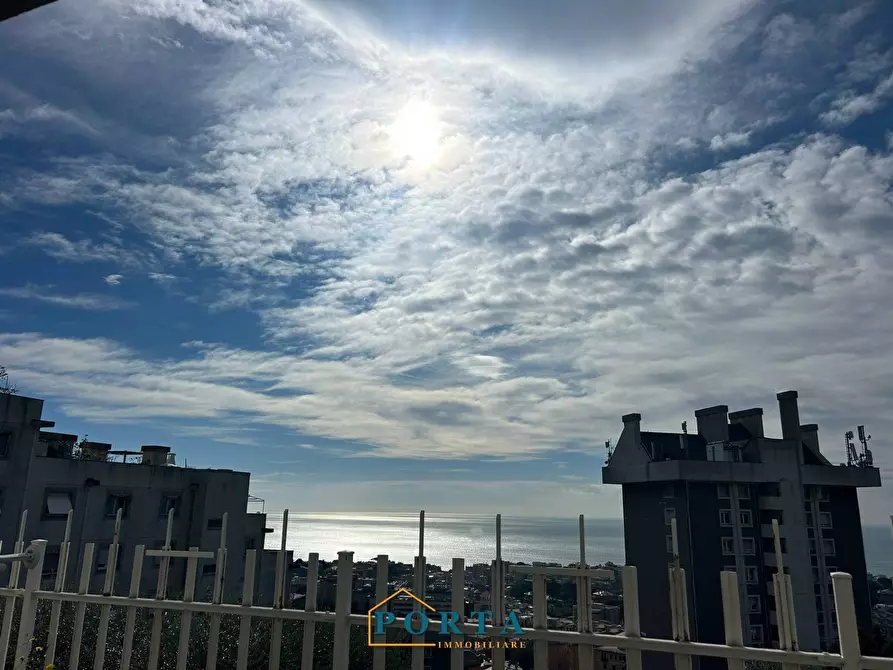 Immagine 30 di Appartamento in vendita  in Via Degli Iris 25 a Genova