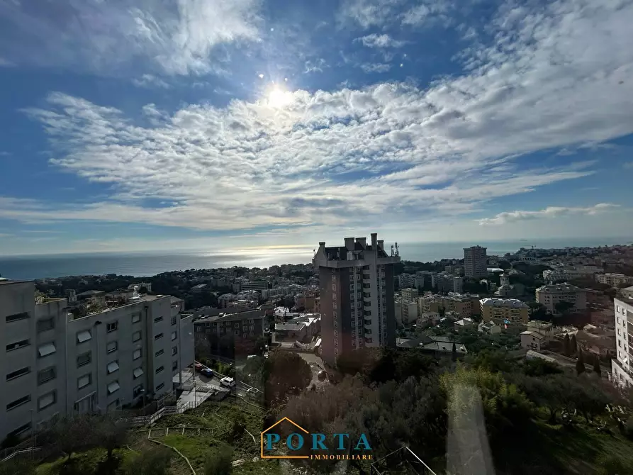 Immagine 65 di Appartamento in vendita  in Via Degli Iris 25 a Genova