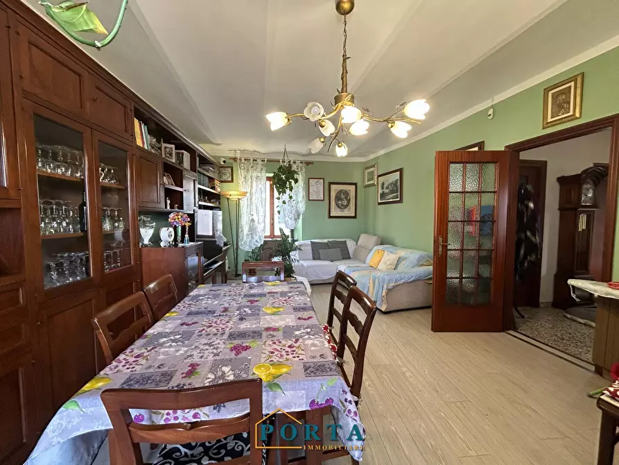 Immagine 8 di Appartamento in vendita  in Via Lorenzo Bruno 114 a Barolo