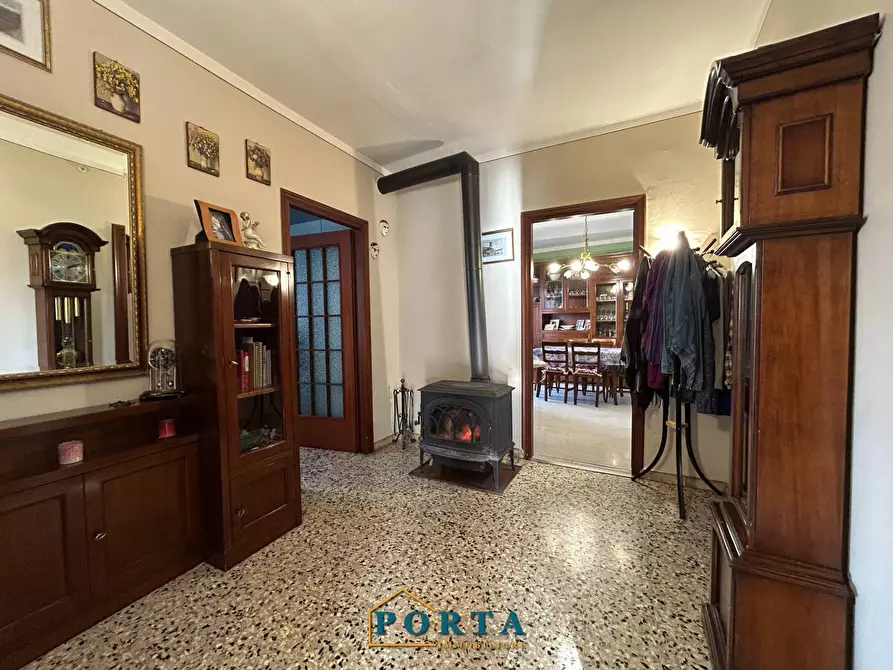 Immagine 7 di Appartamento in vendita  in Via Lorenzo Bruno 114 a Barolo