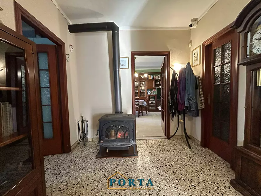 Immagine 37 di Appartamento in vendita  in Via Lorenzo Bruno 114 a Barolo