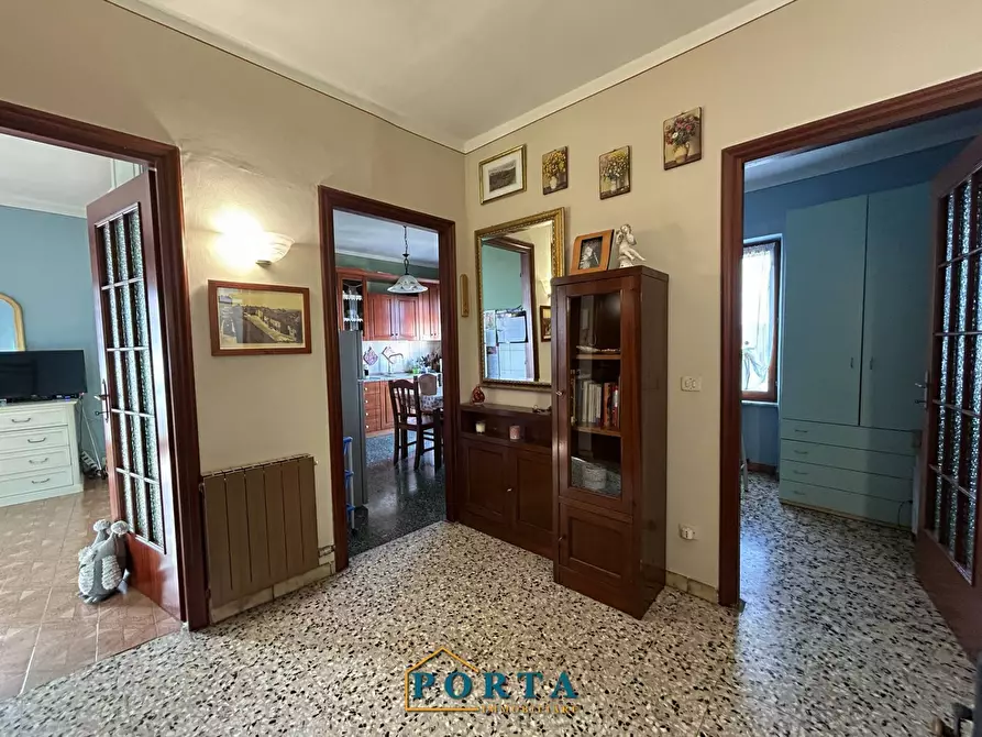 Immagine 26 di Appartamento in vendita  in Via Lorenzo Bruno 114 a Barolo