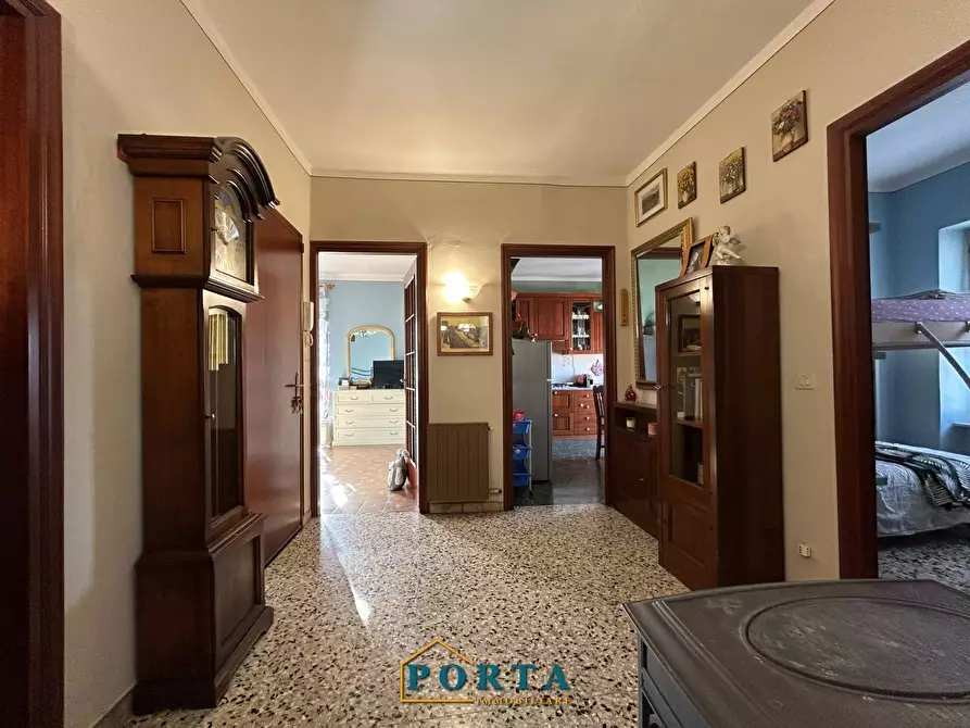 Immagine 19 di Appartamento in vendita  in Via Lorenzo Bruno 114 a Barolo