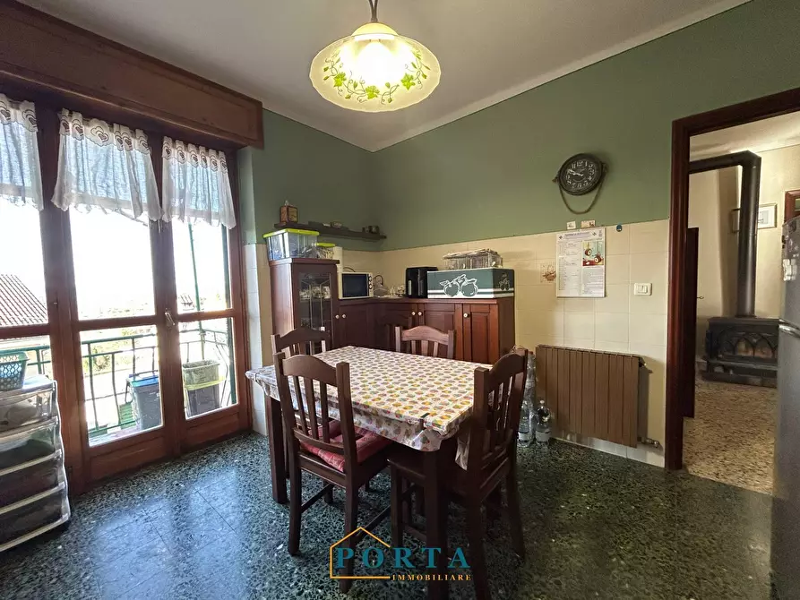 Immagine 27 di Appartamento in vendita  in Via Lorenzo Bruno 114 a Barolo