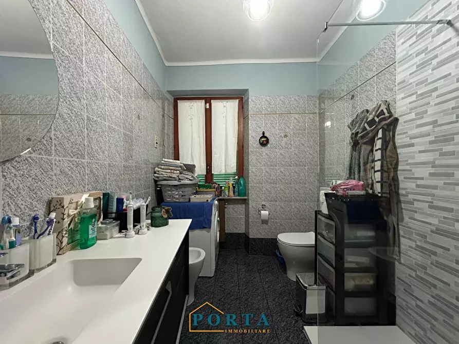 Immagine 39 di Appartamento in vendita  in Via Lorenzo Bruno 114 a Barolo