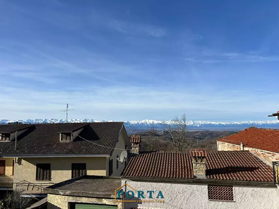 Immagine 16 di Appartamento in vendita  in Via Lorenzo Bruno 114 a Barolo