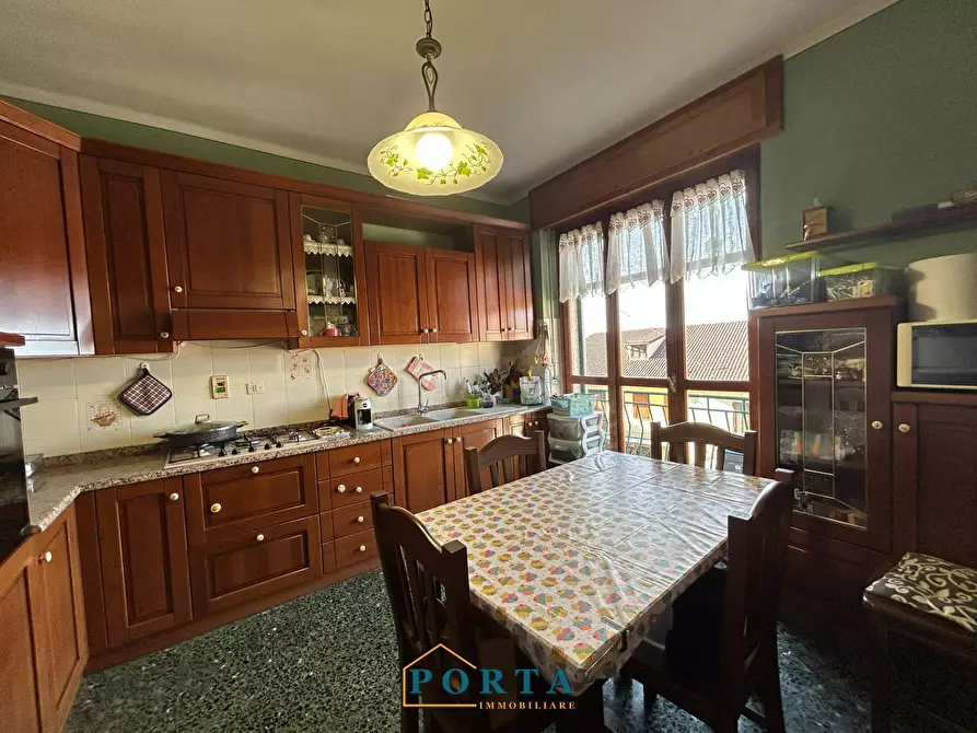 Immagine 31 di Appartamento in vendita  in Via Lorenzo Bruno 114 a Barolo