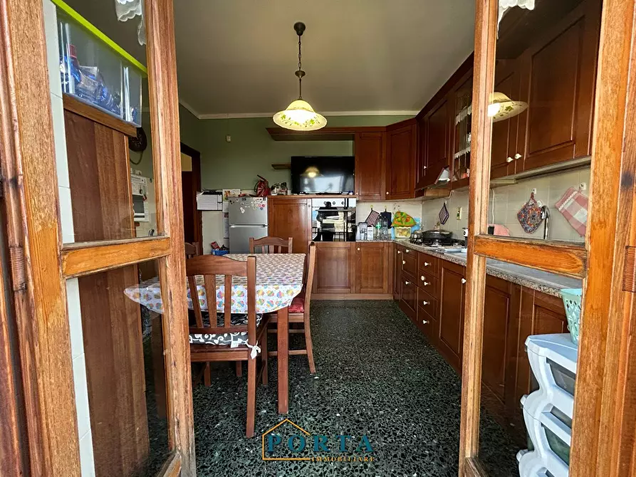 Immagine 34 di Appartamento in vendita  in Via Lorenzo Bruno 114 a Barolo