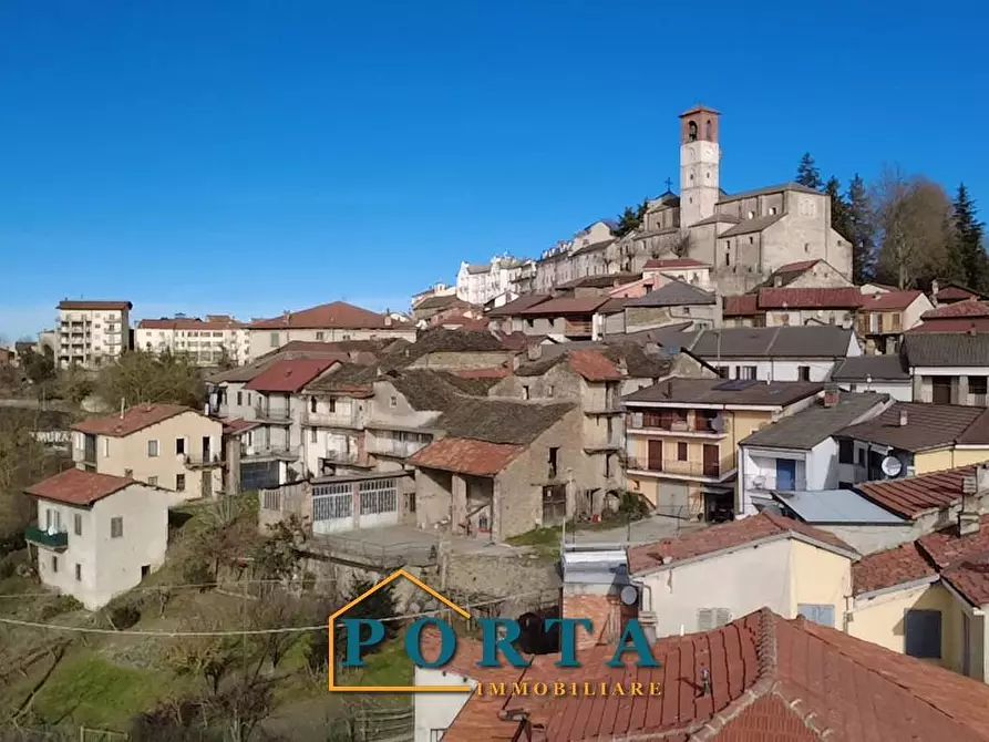 Immagine 2 di Appartamento in vendita  in Via Lorenzo Bruno 114 a Barolo