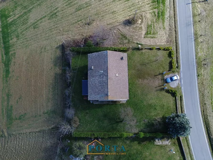 Immagine 6 di Casa indipendente in vendita  a Barolo