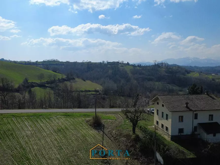 Immagine 27 di Casa indipendente in vendita  a Barolo