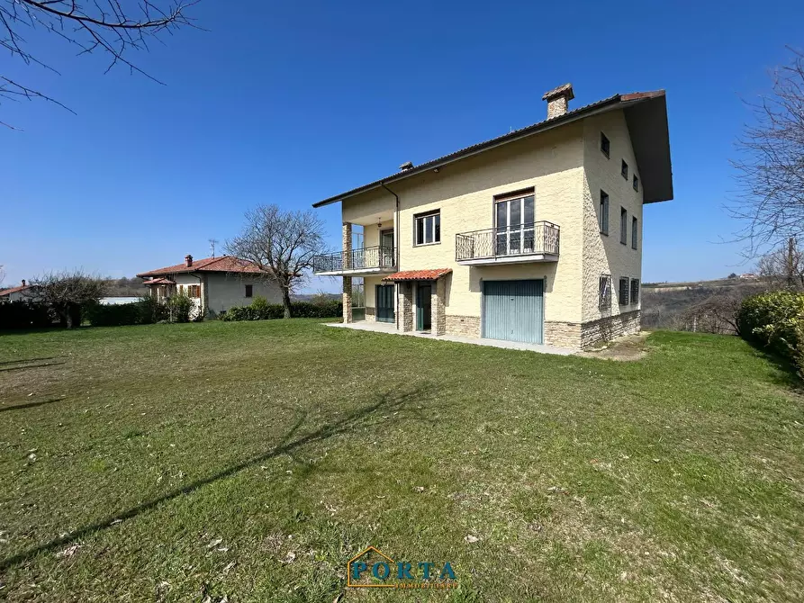 Immagine 9 di Casa indipendente in vendita  a Barolo