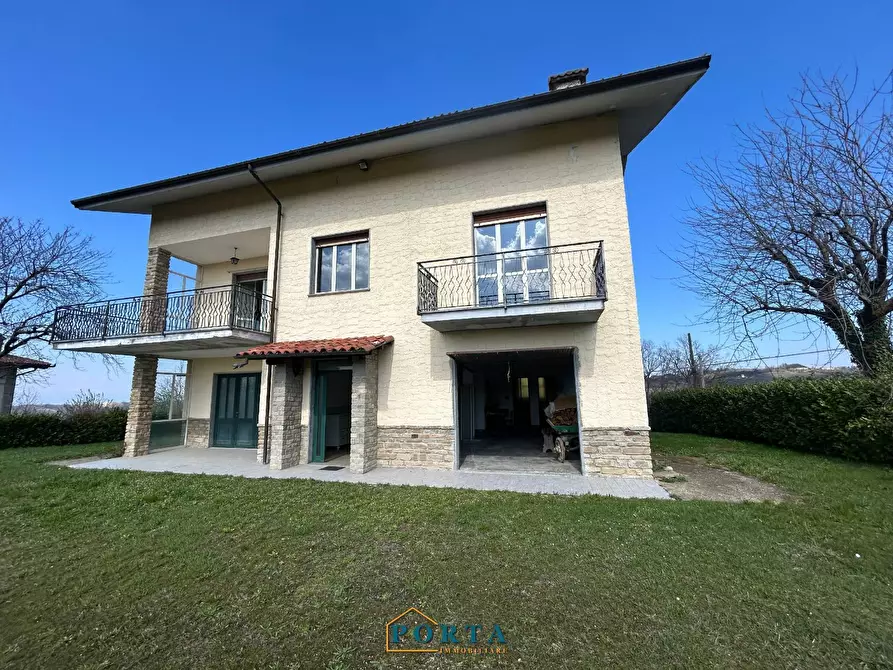 Immagine 76 di Casa indipendente in vendita  a Barolo