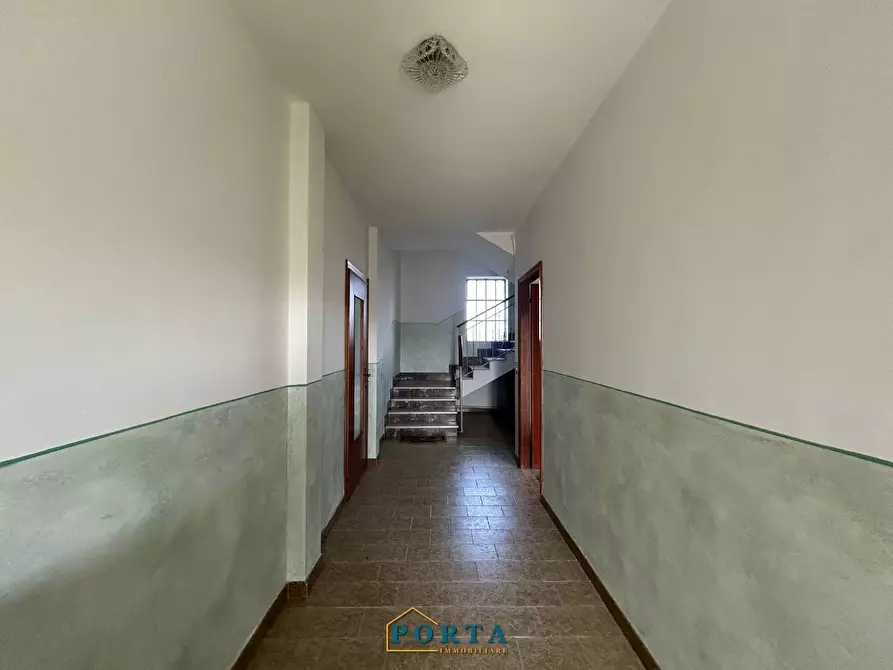 Immagine 13 di Casa indipendente in vendita  a Barolo