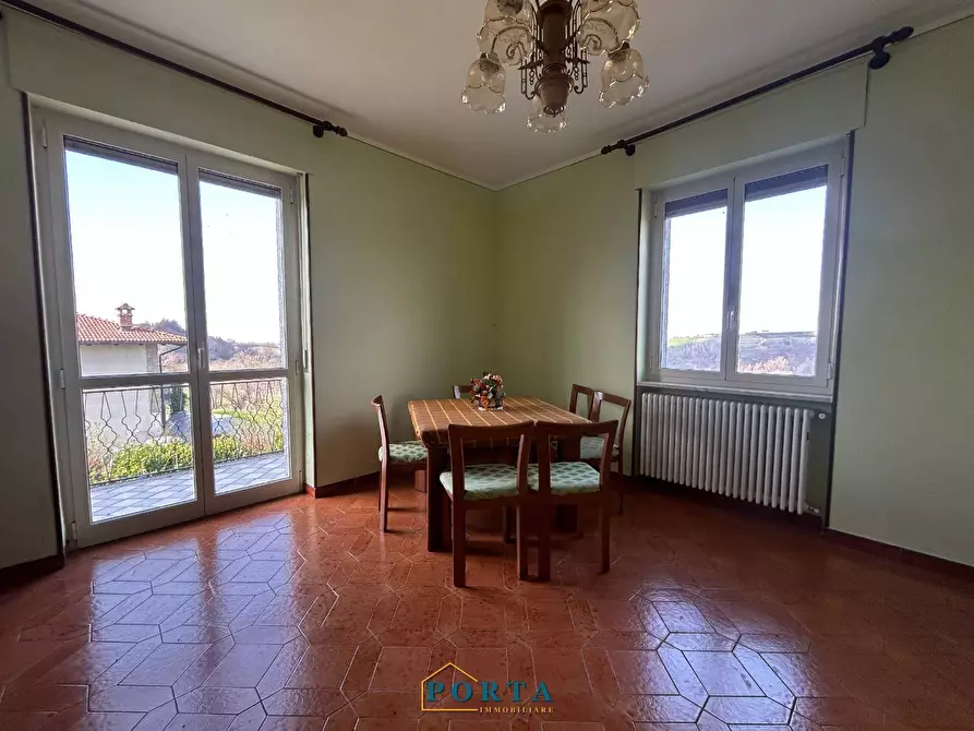 Immagine 49 di Casa indipendente in vendita  a Barolo