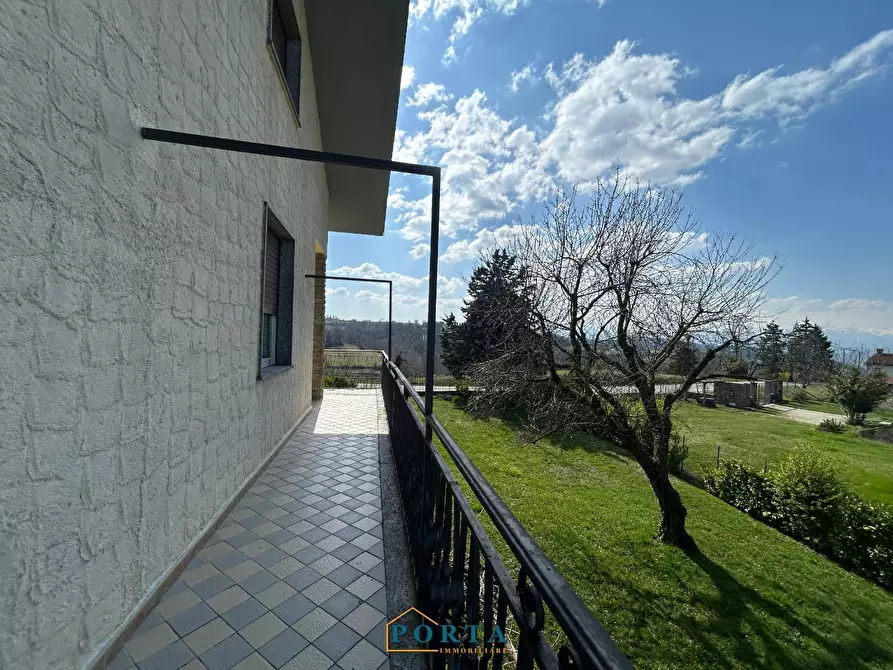 Immagine 56 di Casa indipendente in vendita  a Barolo