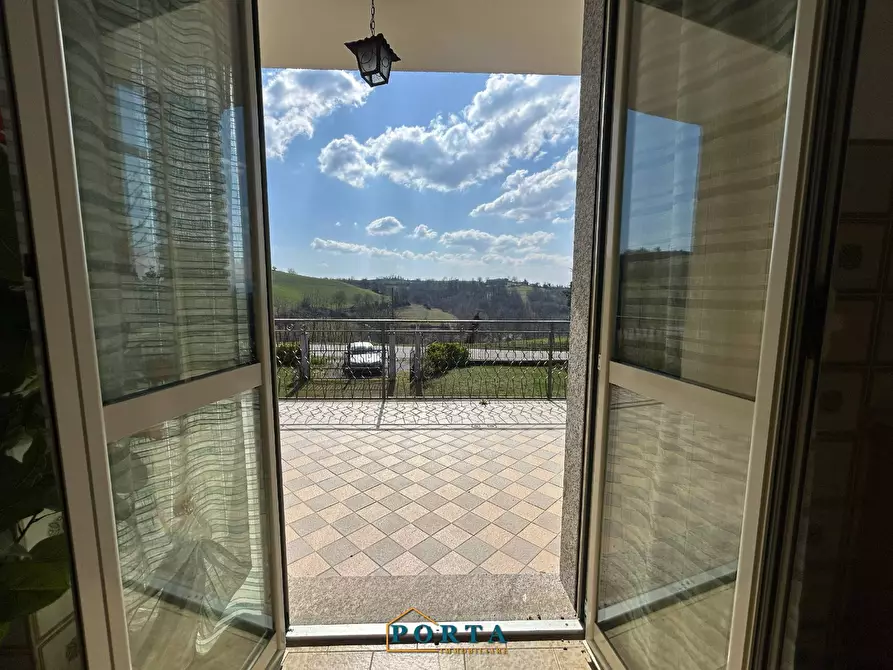 Immagine 22 di Casa indipendente in vendita  a Barolo