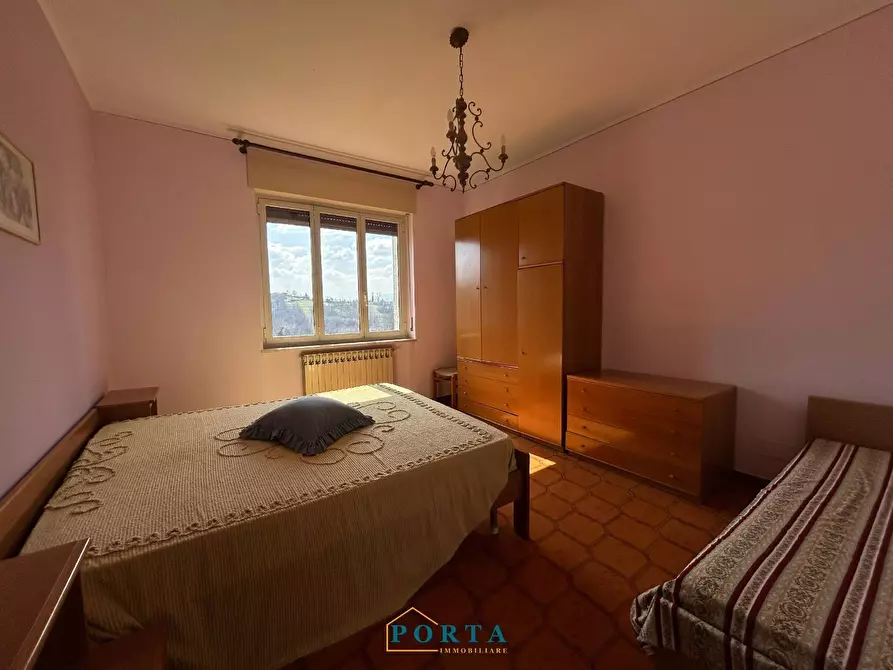 Immagine 44 di Casa indipendente in vendita  a Barolo